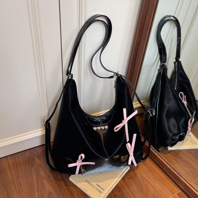 Bag Large Capacity Bag Women's Summer New Bow Shoulder Bag Crossbody Fashion Commuter Backpack