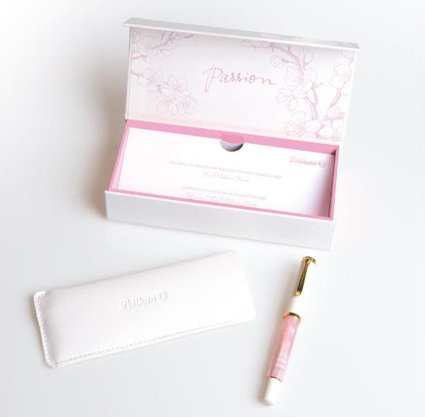 Pelikan Fountain Pen Special Edition World Festival Classic M200CB Cherry Blossom 24KGP Piston Filler Fine F