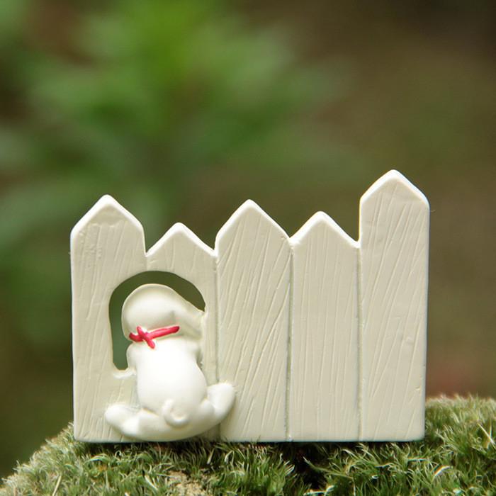 Resin Micro Garden Ornaments With Cartoon Dog Fence For Gift And Decor Party