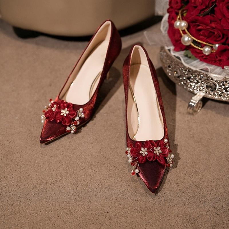 2025 New Pointed Toe Rhinestone Flower Red  Wedding Shoes Women's Block Heel High Heel Single Shoes Chinese Style