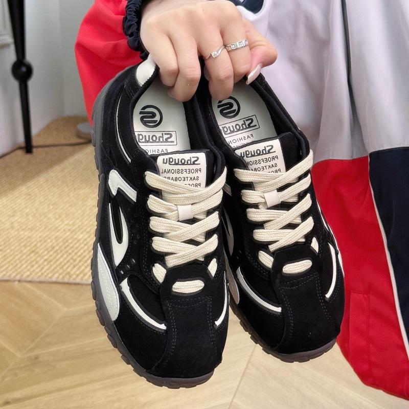 Retro Outdoor Anti-velvet Leather Burgundy German Training Shoes Women's 2025 New Versatile Casual Sports Hiking Shoes Forrest Gump Board Shoes