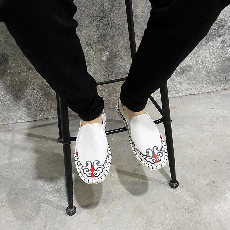 

Старые Пекинские развратные тканевые туфли Xishan с вышитой цветочной маской для лица Doudou Shoes Men s Social Spirit Guy Холщовые туфли с подошвой из говяжьих сухожилий 37