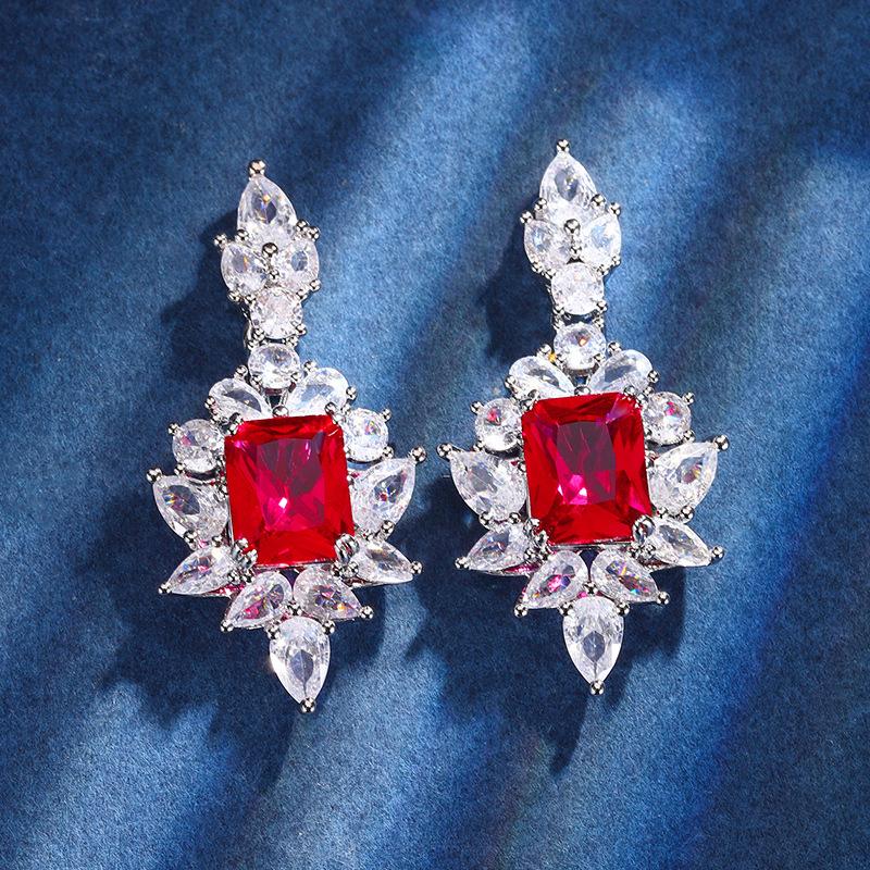Осенне-зимние украшения Медное основание Золотое покрытие Имитация красного корунда Синяя шпинель Серьги-пусеты Подвеска Главный камень 8 * 10
