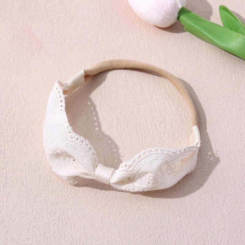 Delicate Embroidered Infant Headband White Lace Design Comfortable Hair Decoration for Photography Parties Daily Use