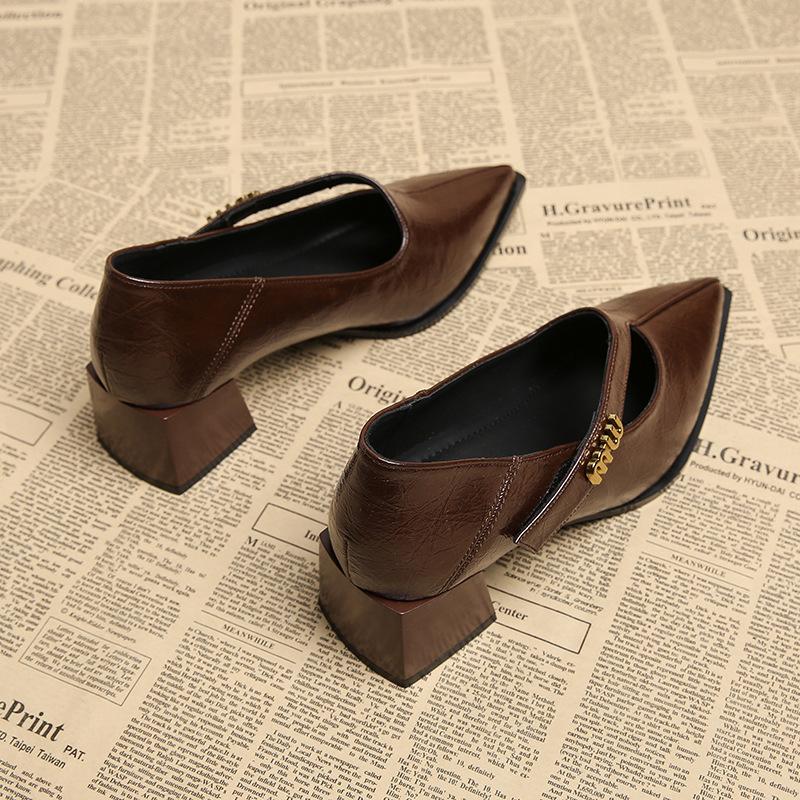 83656-5 Neue französische Einzelschuhe Frühling und Sommer Temperament flache Schuhe beliebt 2025 ausländische dicke Absätze Lederschuhe