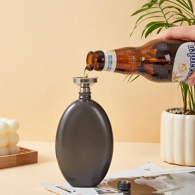 Creative Portable Stainless Steel Hip Flask