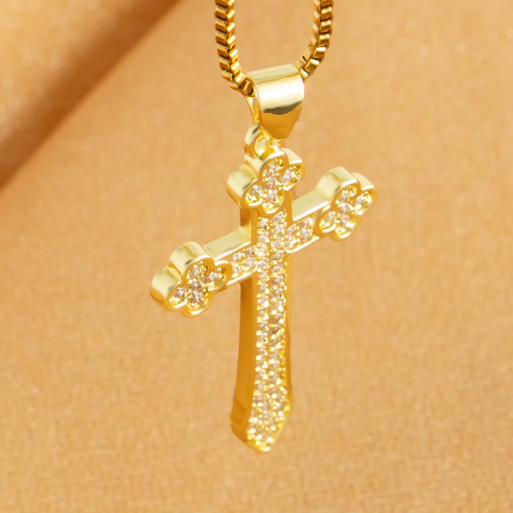 Cubic Zirconia Diamond Minimalist Cross Pendant for Women's Fashionable Stainless Steel Golden Sexy Jewelry Gift Party Necklace