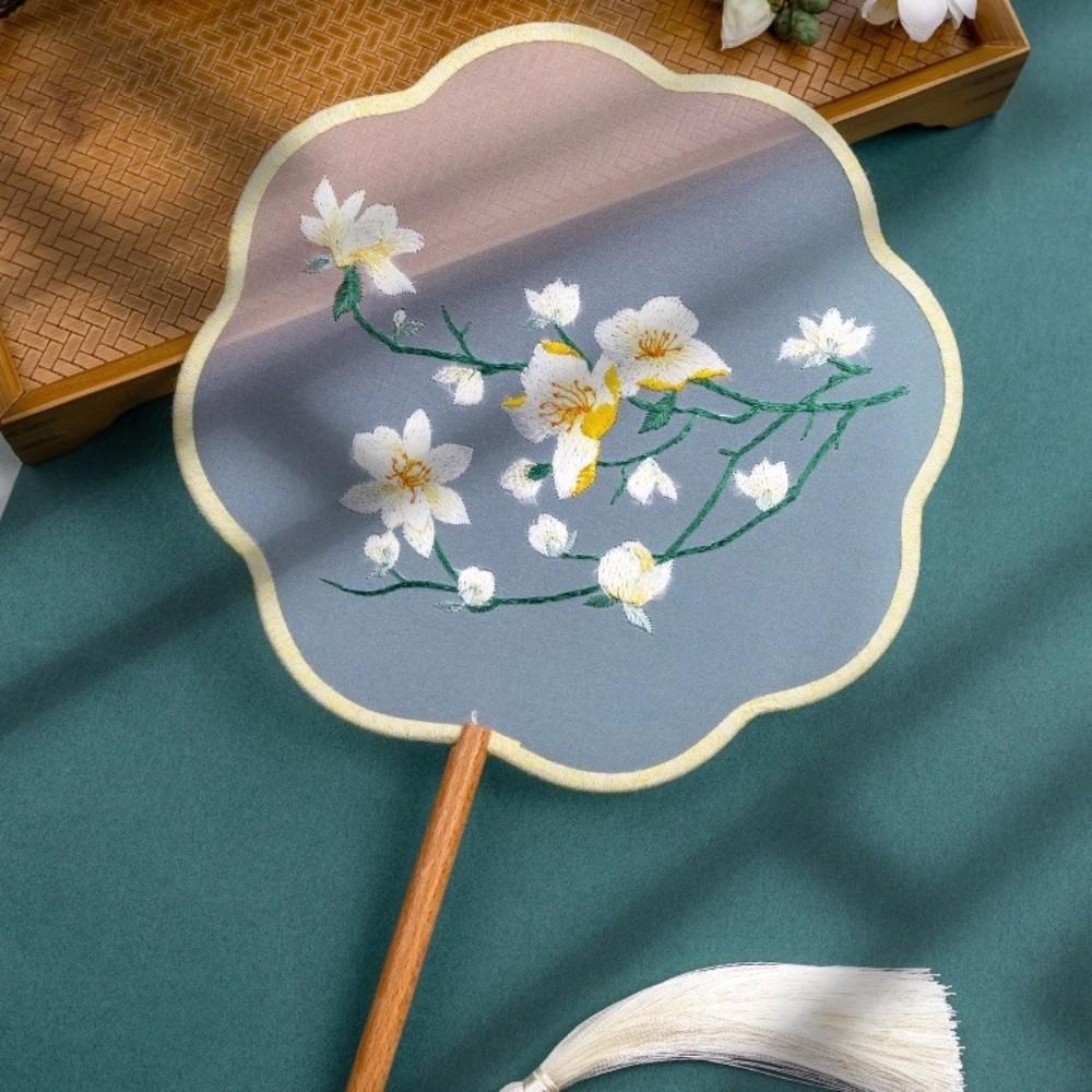 Handheld Silk Fan Floral Pattern Tuan Fan Group Fan Chinese Style Embroidery Fan  Home Decor