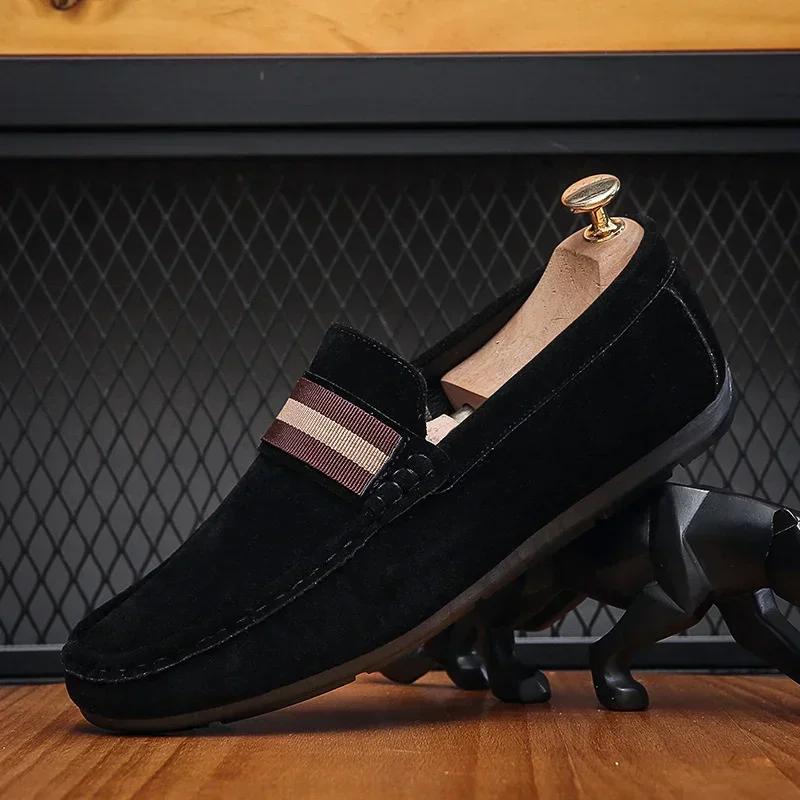 Fashion Spring Autumn Men's Casual Loafers Suede Loafers For Men Soft Driving Moccasins Slip-on Flats Male Outdoor Light Walking Shoes