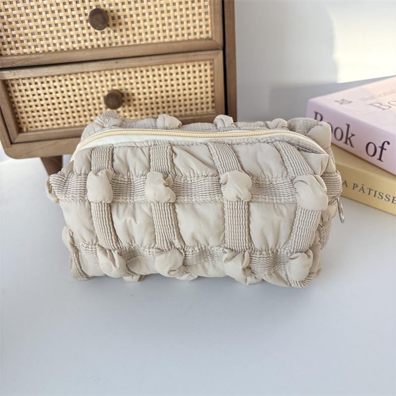 New Quilted Makeup Bag for Women Cosmetics Organizer Portable Travel Skincare Toiletry Bag Student Stationery Pouch Pencil Case