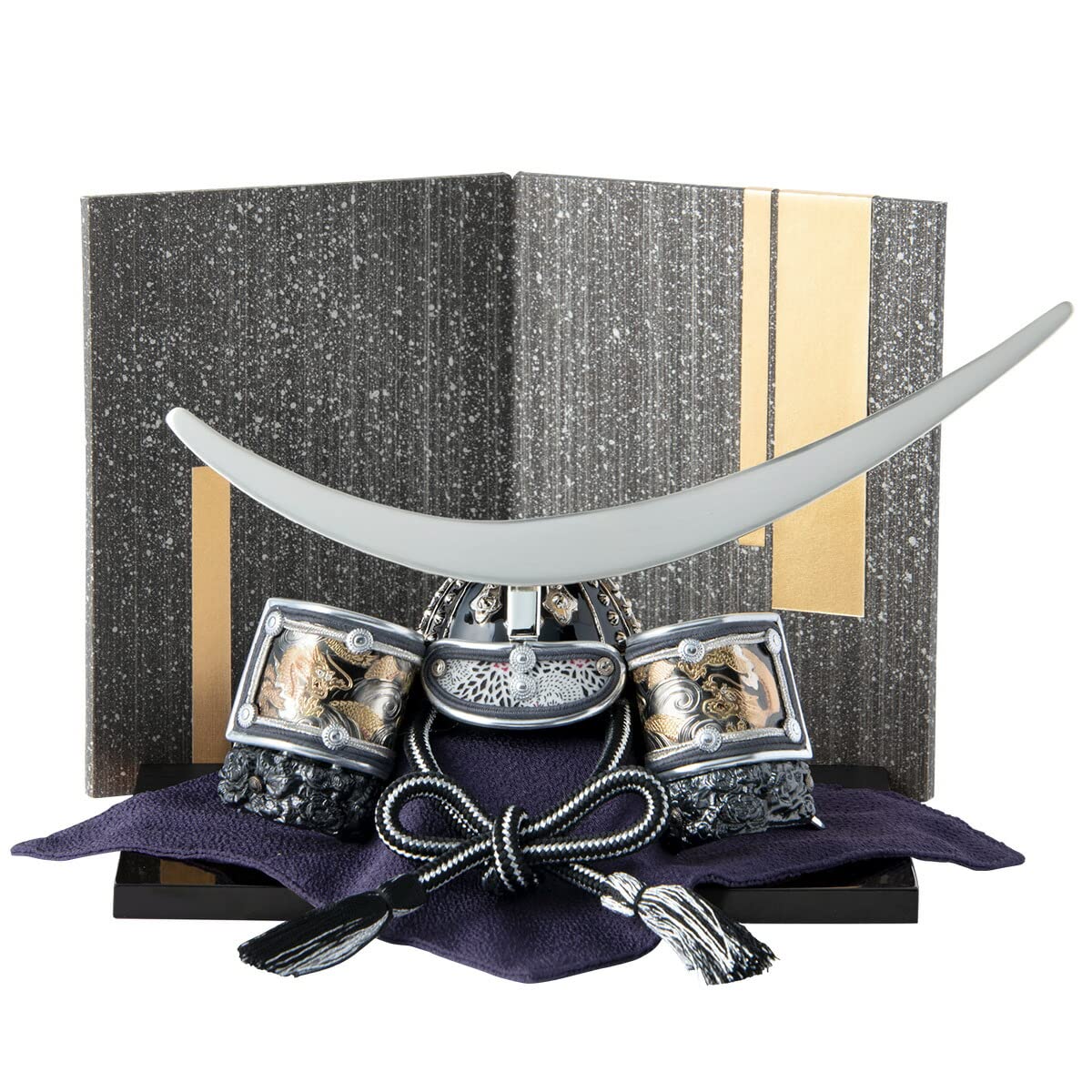 

Satsuki Doll Compact Helmet Can be displayed with a width of 25cm Date Date Masamune folding screen Black Made in Japan [C.Ryujin Helmet] (Black +