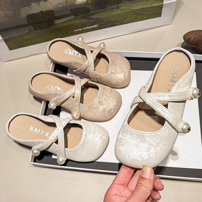 2025 Girls Princess Shoes Spring and Autumn Foreign Style Internet Celebrity Baby Children's Slippers Flat Bottom Little Girl Soft Sole Shoes Sing
