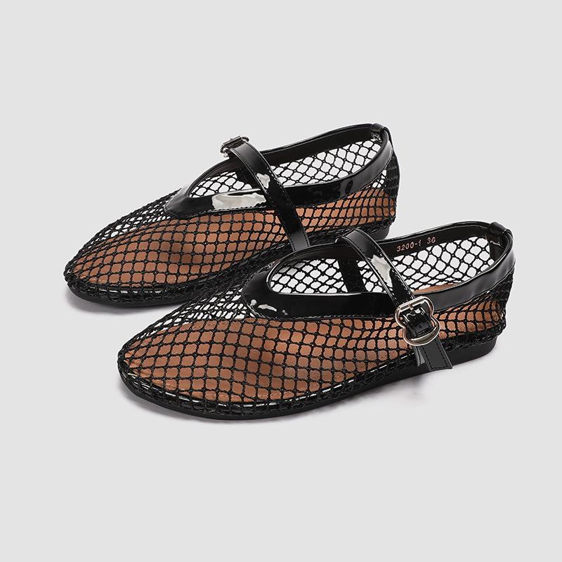Plus Size Round Toe Fishnet Ballet Flats with Buckle - Women's Fashionable Flat Heel Shoes