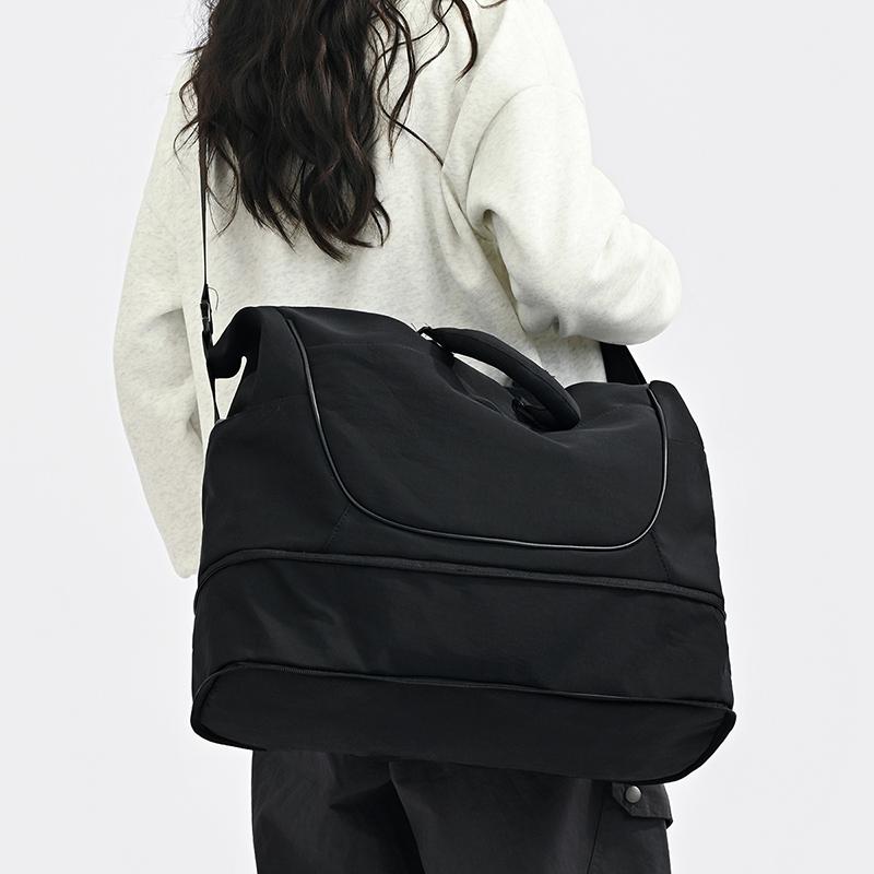 Large Capacity Travel Bag Luggage Bag Lightweight Crossbody Sports Fitness Bag