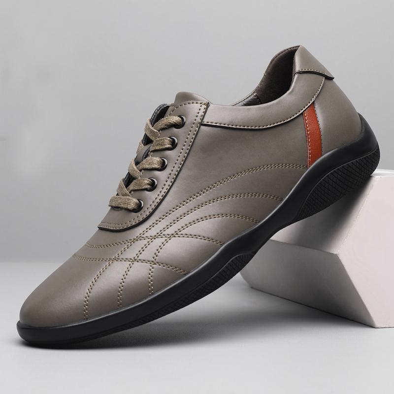 Andningsbara sneakers för män Sommar Nya Casual Läderskor Män Lättviktiga Skateboardskor för Män Klassiska Snörskor för Män