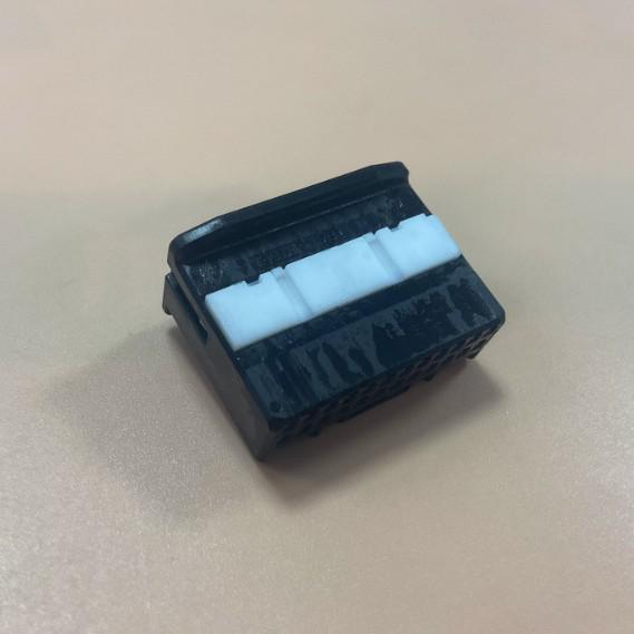 Original 24-Pin Car Wiring Harness Connector 1379668-1