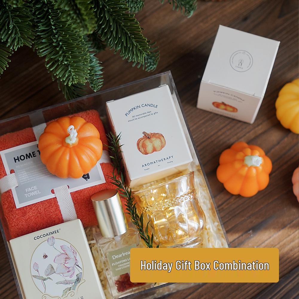 Handmade Pumpkin Scented Halloween Aromatherapy Candle Gift