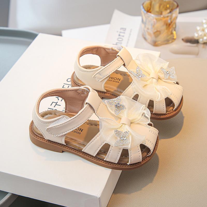 Kids Beige Mesh Bow & Rhinestone Butterfly Closed-Toe Sandals 23 белый