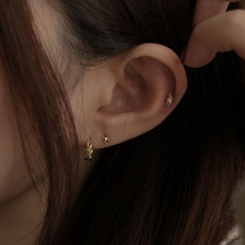 Youngglow 14k Double String Piercing