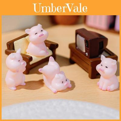 Adorable Miniature Cartoon Pig Figurines Resin Desktop Car Decoration Ornament