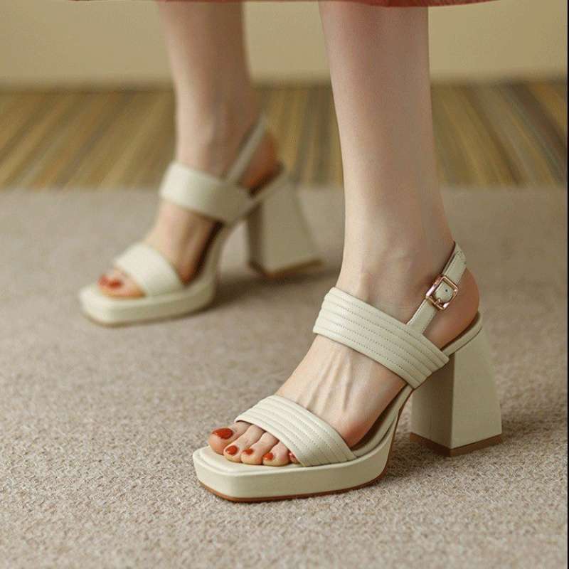 2025 new Korean version summer versatile retro word with waterproof table thick heel Roman sandals women's high heel shoes