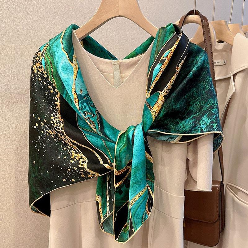 Silk Black Gold Cashew Silk Scarf Women'S Spring And Autumn Versatile Satin Square Scarf Mulberry Silk Silk Scarf Shawl