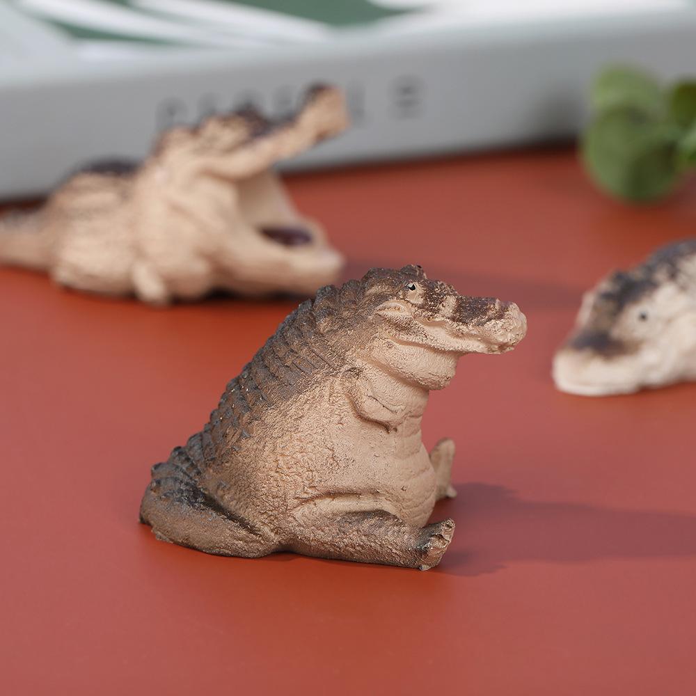 1Pc Creative Little Crocodile Desktop Resin Ornaments, for Outdoor Courtyard Patio Garden dDcoration