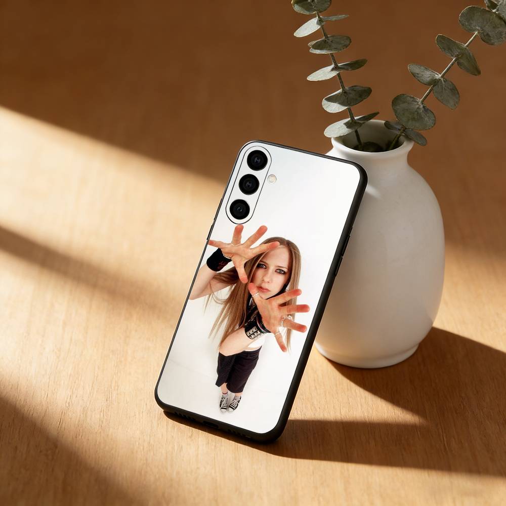 Star Singer Avril Lavigne Phone Case For Samsung Galaxy A20,21s,22,31,32,52,53,72,73,80,91 Soft Black Shell