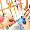 Floral Resin Crochet Hook, Dried Flower Clear Handle Crochet Hook, Metal Head Crochet Hook with Beaded Wristlet for Arthritis Beginners