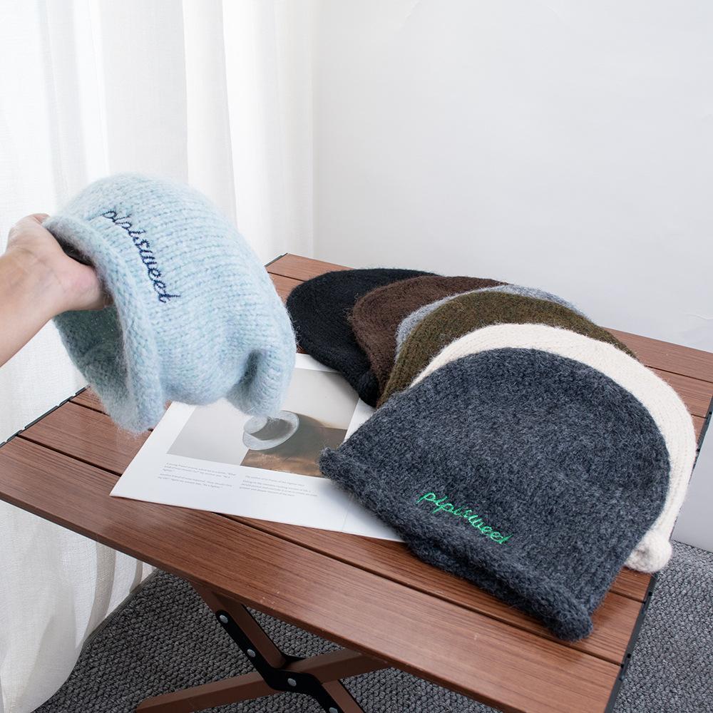Retro letter embroidery crimped knitted stacking hat women's autumn and winter warm high-end sense fashion trend bag head hat
