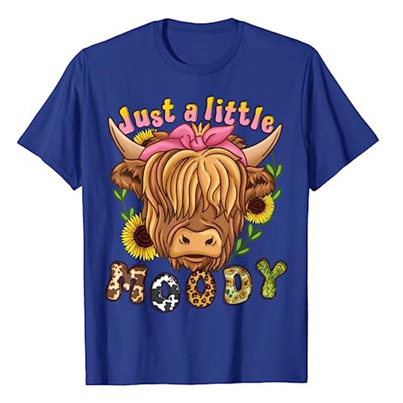 Highland Cow Scottish Highland Cow T-Shirt Cute Animal Lover Floral Print Graphic Tee Tops Women's Fashion Short Sleeve Blouses