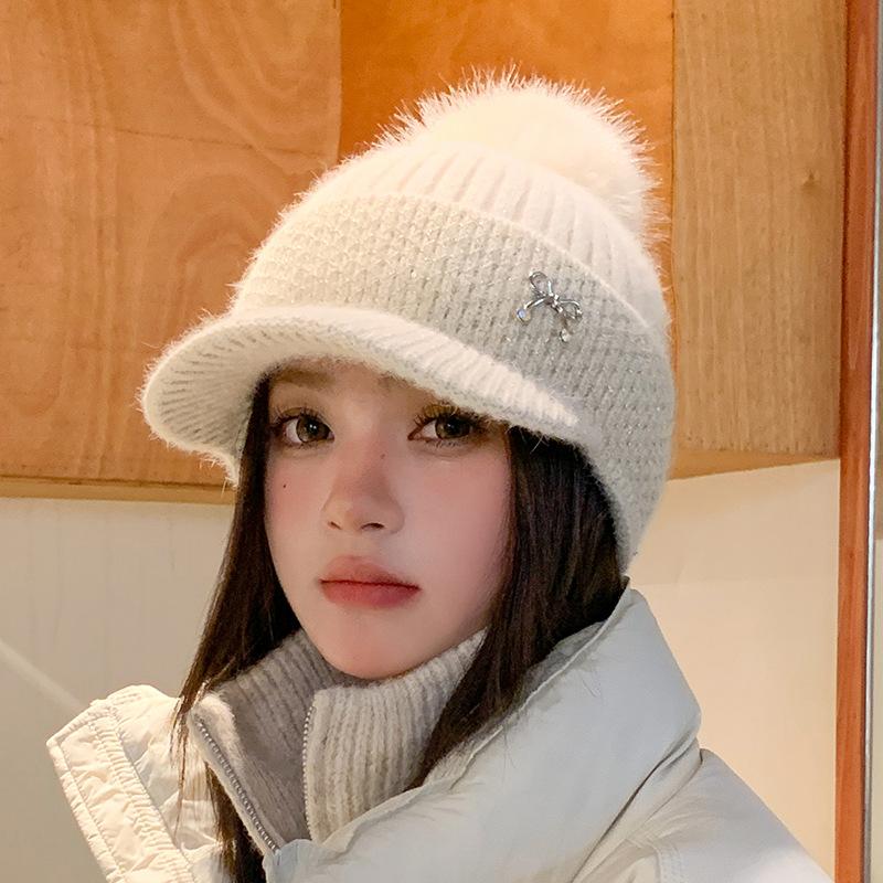 Winter New Duck Tongue Wool Hat Women's Thickened Warm Ear Protection Hairball Knitted Hat Cycling Cold Hat