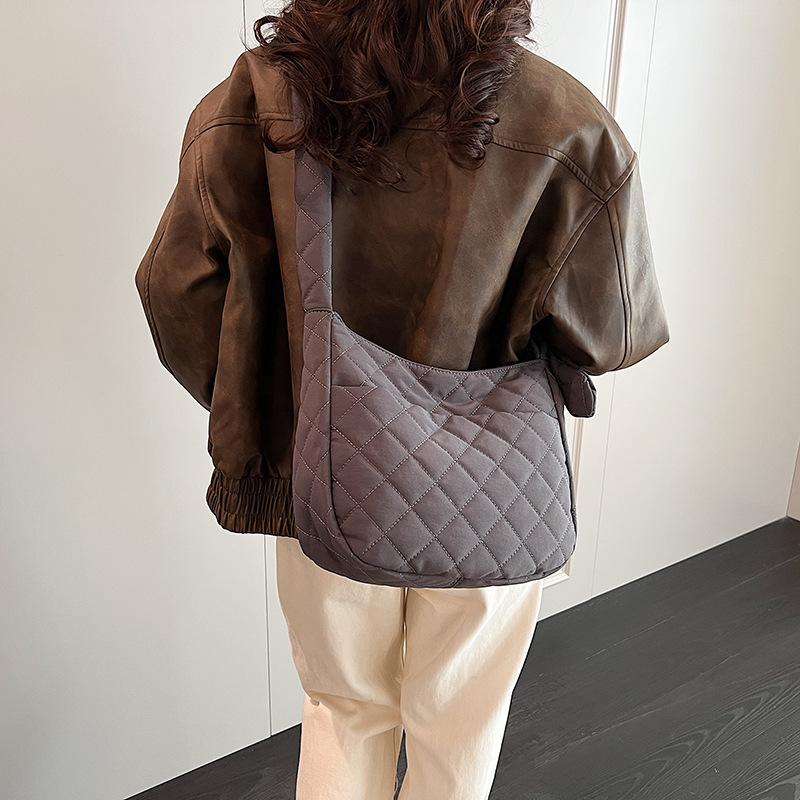 Nylon Cloth Bag Female Tote Bag Large Capacity Solid Color Can Be Messenger New Versatile Bag