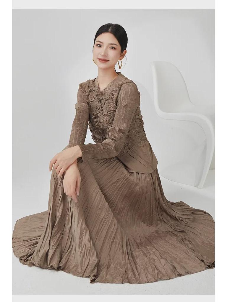 High-End Women's Pleated Casual Set: Long Sleeve Top & Slimming Midi Skirt Two-Piece