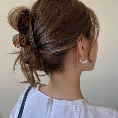 Elegant Acetate Hairpin - 2022 Shark Clip Headdress, High-Quality Hair Accessory for Women