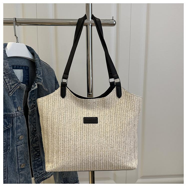 Casual texture simple 2025 new woven fashion trend summer design large capacity women's shoulder tote bag