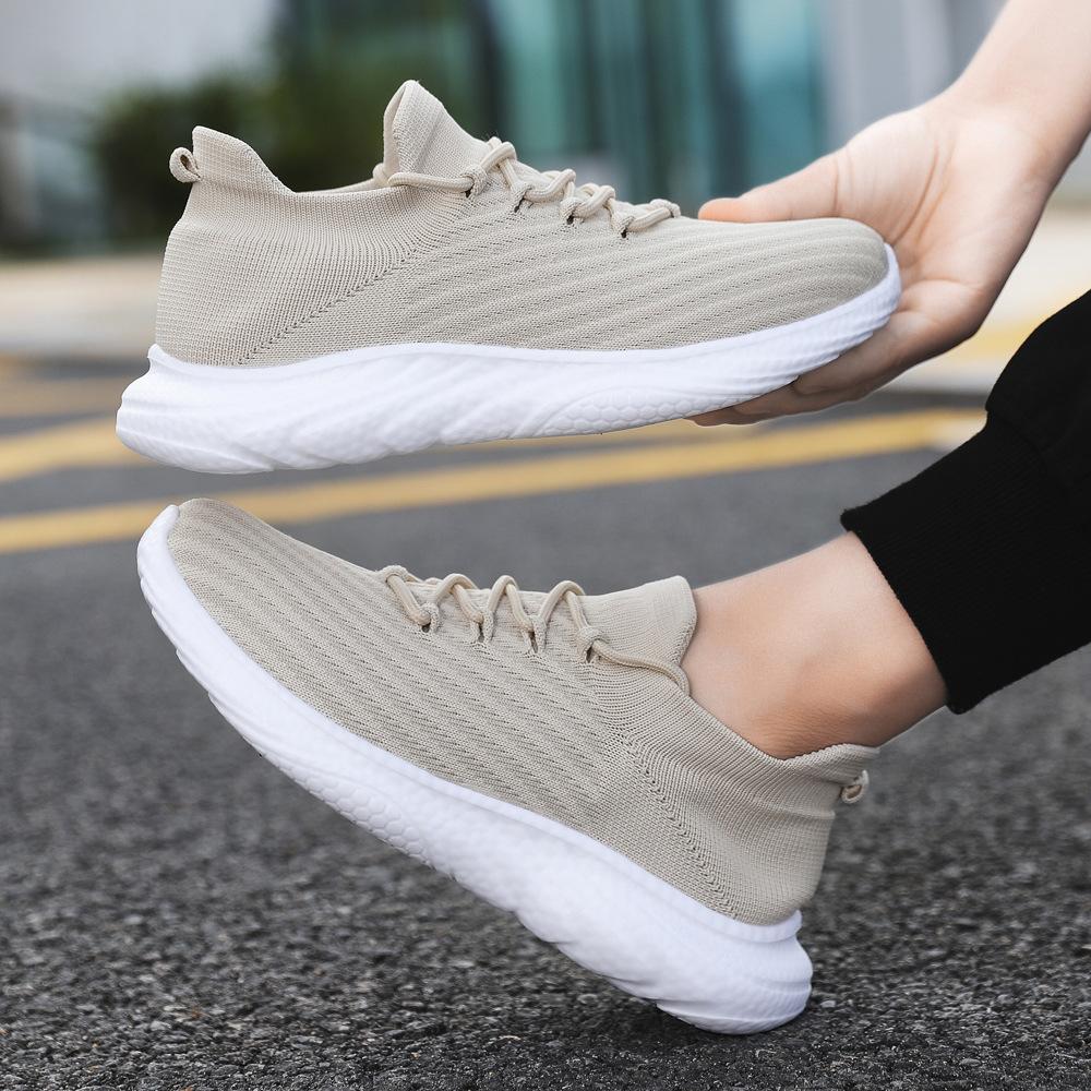 Summer New Fly-woven Mesh Casual Sports Shoes Men's and Women's Outdoor Lightweight Soft-soled Breathable Trend Mesh Shoes