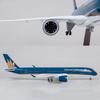 Resin Miniature 1/142 Scale Airplane Model 47CM A350 Vietnam Airlines Model Plane W Light and Wheel Landing Gear Home Decor