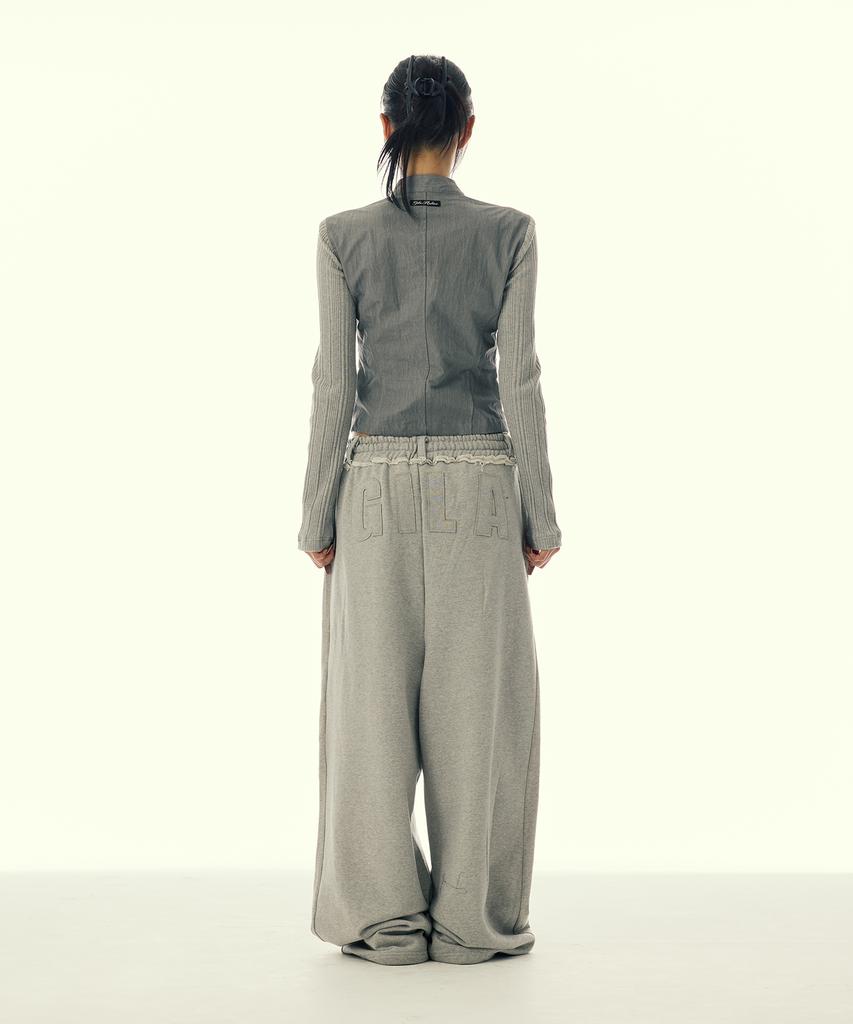 Gillaakaibeu Stitched Bold Logo Sweat Pants_Grey