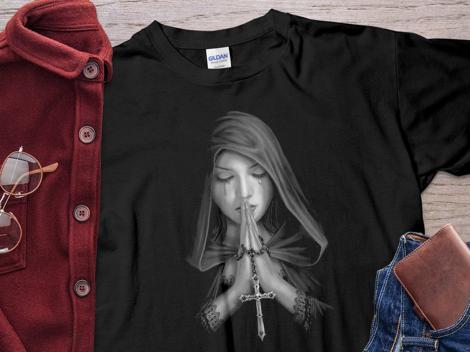 Nun Crying While Pray Art T-Shirt Unholy Nun Shirt Unisex T-Shirt 3XL