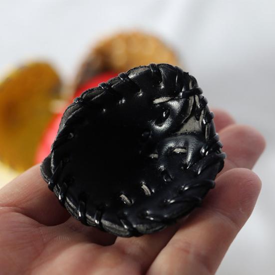 3Pcs/Set Simulation Baseball Set Exquisite Model Props Wood Miniature Baseball Glove Set for Dollhouse Scene