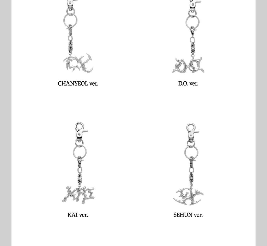 EXO 2026 POP-UP [REVERXE THE WORLD] MD (Metal Charm Keyring)