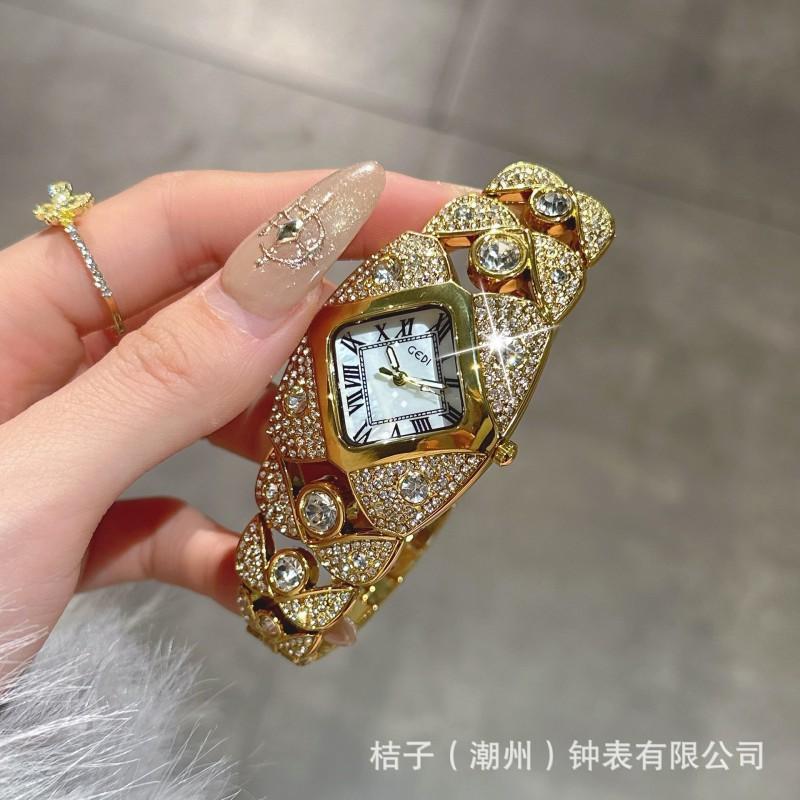 Elegant Square Dial Womens Quartz Watch With Full Crystal Bezel Alloy Strap Fashion Minimalist Waterproof 30M