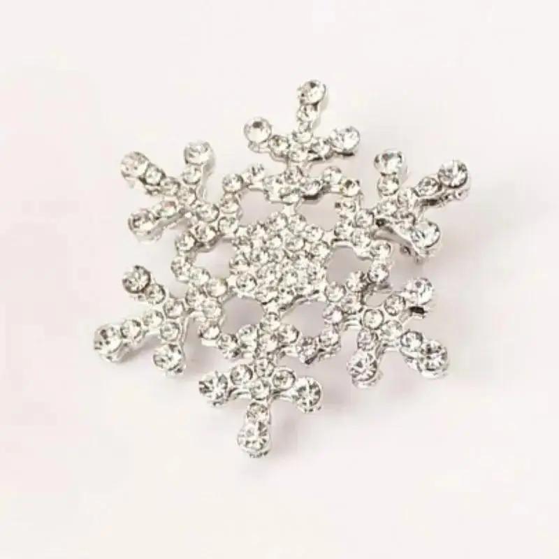 Christmas Style Decoration Charming Water Diamond Diamond Christmas Snow Flake Brooch Christmas Fashion Accessories for Women