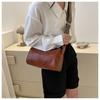 Women's Faux Leather Vintage Small Square Bag Fashionable Wide Strap Shoulder Crossbody Bag with Zipper Pocket