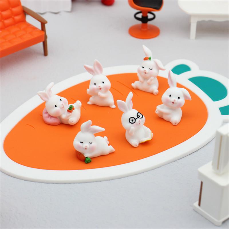 Home Bunny Ornaments Durable Placed Smoothly Hand-painted Resin Pendant Resin Crafts Multi-scene Use Portable Car Ornaments