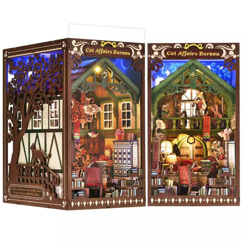 Cat's Gratitude 3D DIY Bookend House Model Toy