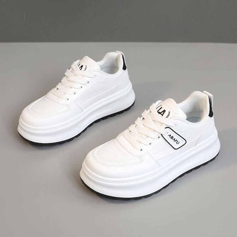 Fashion Spring New Women Small White Shoes 2025 Trendy Thick Bottom Womans Casual Sneakers Vulcanized Shoes Student Board Shoe De Mujer
