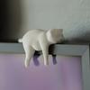 3D Printed Cat Model, Lying Cat Figurine Desk Edge Hanging, Resin Matte Texture Desktop Ornament, Creative Gift for Cat Lovers