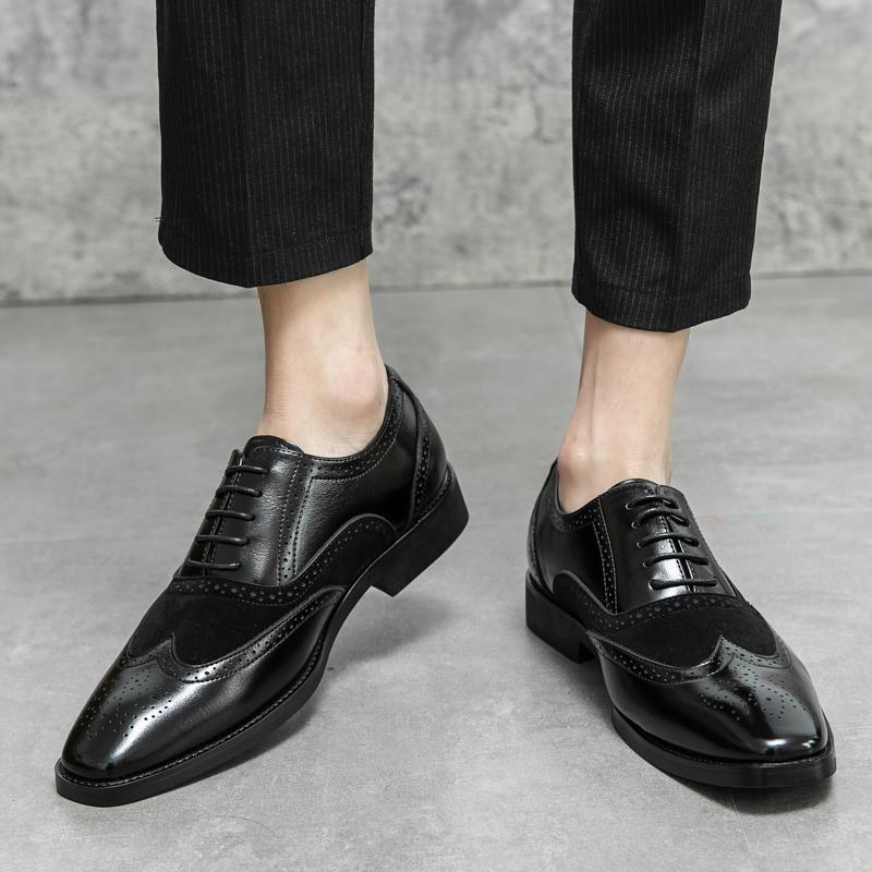Fashion Men Retro Style Blok Shoes PU Pointed Black Brown Lace Up Business Fashion Carved Formal Shoes Social Shoes Size 38-48 Men Shoes